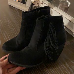 Black fringe booties